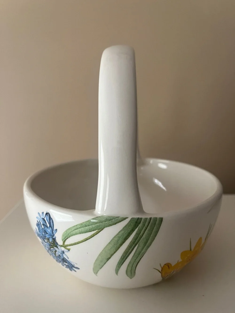 Blossoms and Blooms Happy Easter Ceramic Basket Candy Dish with Handle